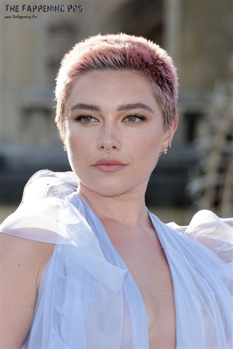 Florence Pugh Leaves Fans Devastated After Black Widow Star Spotted With New Boyfriend After Dumping 47 Year Old Zach Braff. . Florence pugh fappening